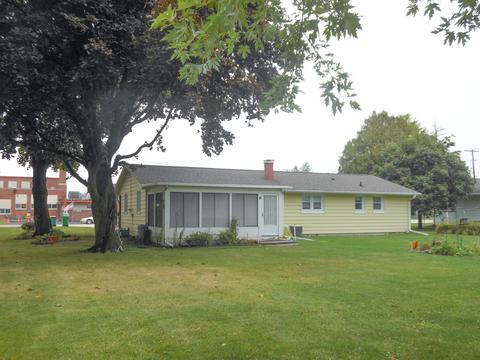 307 E Jackson St, Malta, IL 60150 photo 8