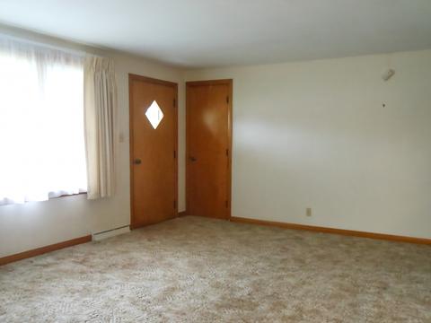307 E Jackson St, Malta, IL 60150 photo 11