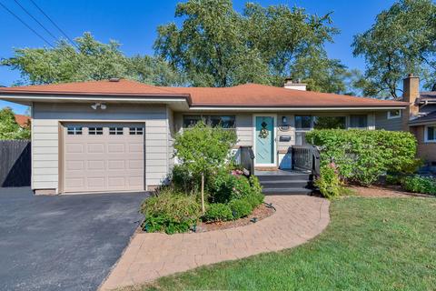 715 Crest St, Wheaton, IL 60189 photo 1