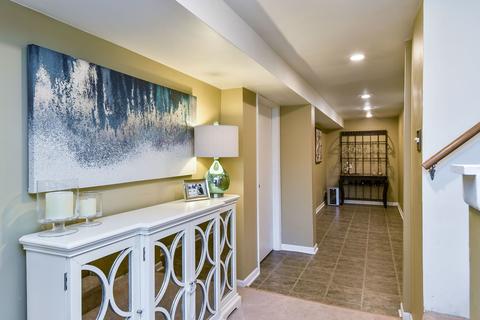 715 Crest St, Wheaton, IL 60189 photo 13