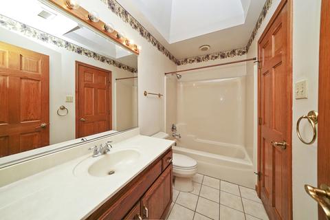 23008 Oakland Dr, Steger, IL 60475 photo 23