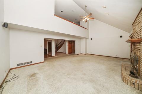 23008 Oakland Dr, Steger, IL 60475 photo 13