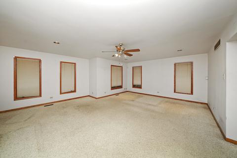 23008 Oakland Dr, Steger, IL 60475 photo 14