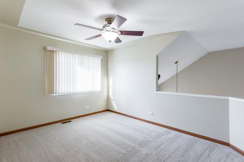 1282 Dunbarton Dr, Aurora, IL 60502 photo 16
