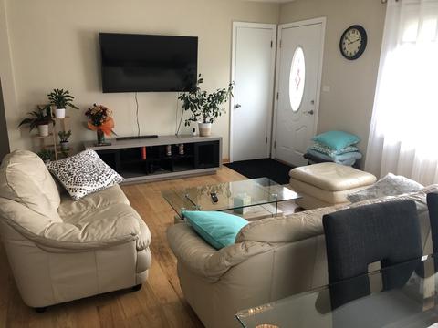 2534 Rusty Dr, Des Plaines, IL 60018 photo 4