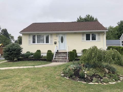 2534 Rusty Dr, Des Plaines, IL 60018 photo 1