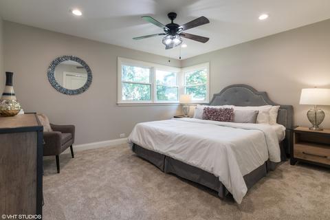 956 S 2nd Ave, Des Plaines, IL 60016 photo 6