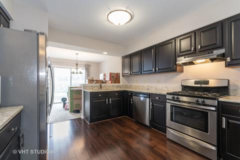 1234 Coldspring Rd, Elgin, IL 60120 photo 4