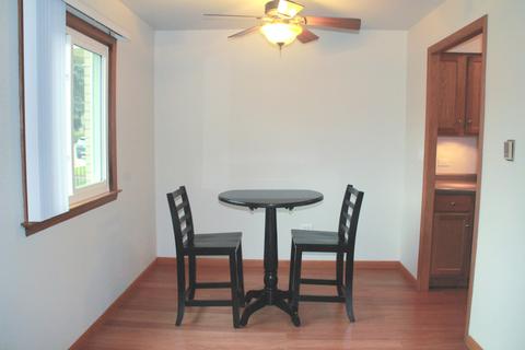 1283 E Washington St #C, Des Plaines, IL 60016 photo 11