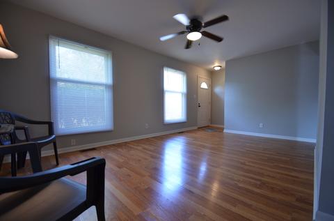 497 Konen Ave, Aurora, IL 60505 photo 7