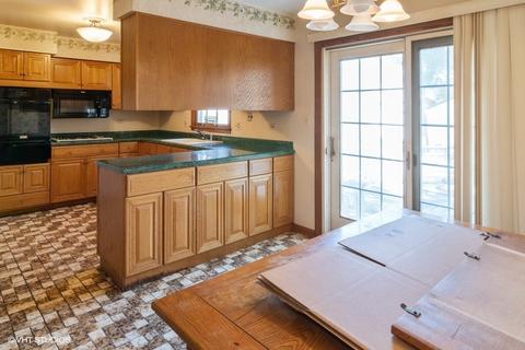 635 S Spring Rd, Elmhurst, IL 60126 photo 6