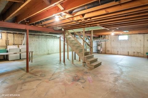635 S Spring Rd, Elmhurst, IL 60126 photo 15