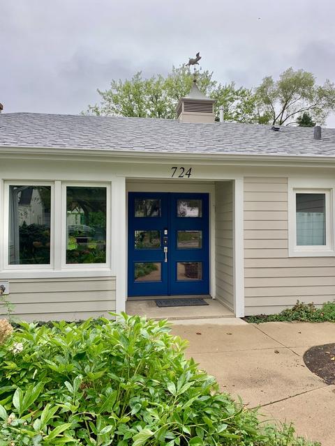 724 Hunter Rd, Glenview, IL 60025 photo 2