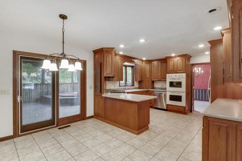 321 Reitan Rd, Normal, IL 61761 photo 4