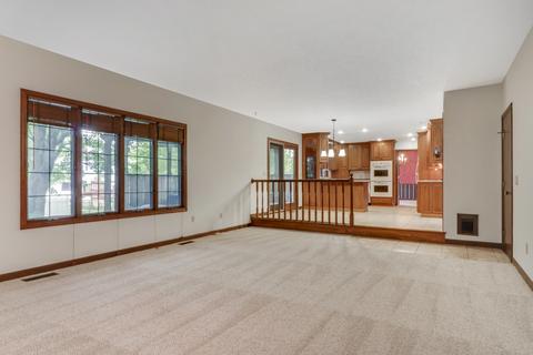 321 Reitan Rd, Normal, IL 61761 photo 9