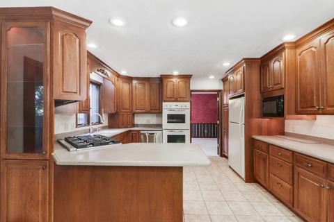 321 Reitan Rd, Normal, IL 61761 photo 3