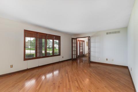 321 Reitan Rd, Normal, IL 61761 photo 12