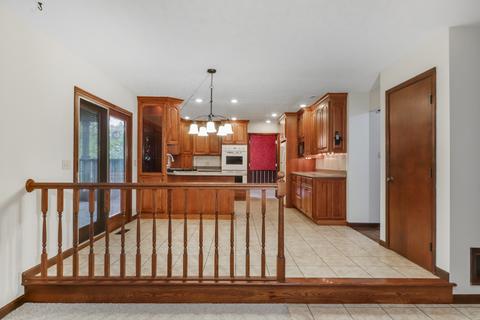 321 Reitan Rd, Normal, IL 61761 photo 6
