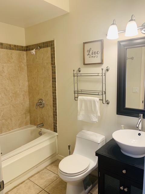 600 E Bowen Ave, Chicago, IL 60653 photo 18