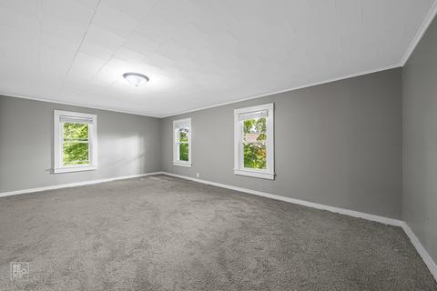 321 Sullivan Rd, Aurora, IL 60506 photo 7