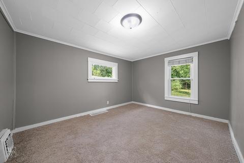 321 Sullivan Rd, Aurora, IL 60506 photo 8