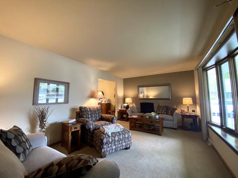 1225 Kingman Ct, Elgin, IL 60123 photo 3