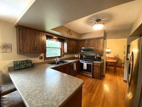 1225 Kingman Ct, Elgin, IL 60123 photo 7