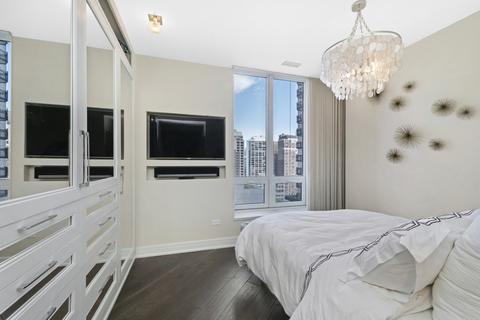 10 E Delaware Pl #14E, Chicago, IL 60611 photo 19