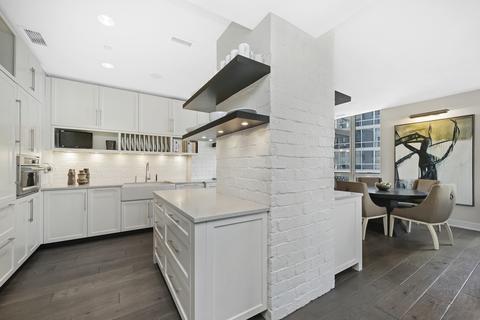 10 E Delaware Pl #14E, Chicago, IL 60611 photo 9