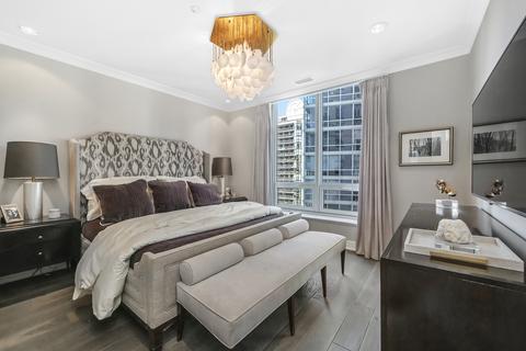 10 E Delaware Pl #14E, Chicago, IL 60611 photo 12