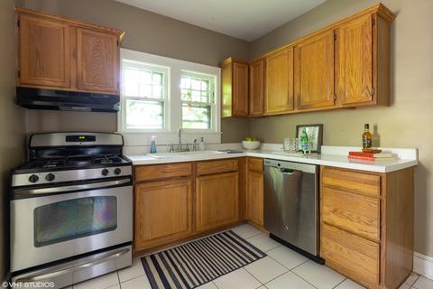 116 E Washington Ave, Lake Bluff, IL 60044 photo 5