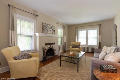 116 E Washington Ave, Lake Bluff, IL 60044 photo 3