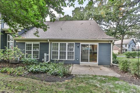 689 Bent Ridge Ln, Elgin, IL 60120 photo 23