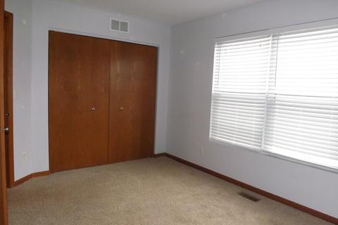 527 Meadow Ln, Harvard, IL 60033 photo 23