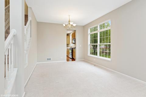 1975 Westridge Blvd, Bartlett, IL 60103 photo 8
