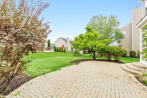 1975 Westridge Blvd, Bartlett, IL 60103 photo 4