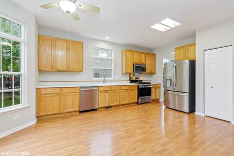 1975 Westridge Blvd, Bartlett, IL 60103 photo 17
