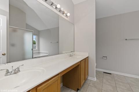 1975 Westridge Blvd, Bartlett, IL 60103 photo 27
