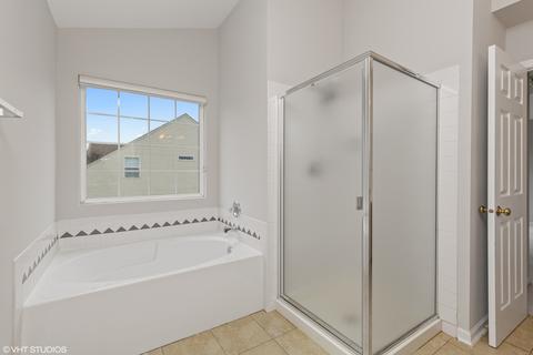 1975 Westridge Blvd, Bartlett, IL 60103 photo 28