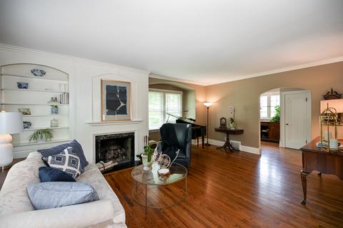 507 N Gary Ave, Wheaton, IL 60187 photo 8
