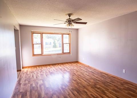 405 E 12th St, Georgetown, IL 61846 photo 2