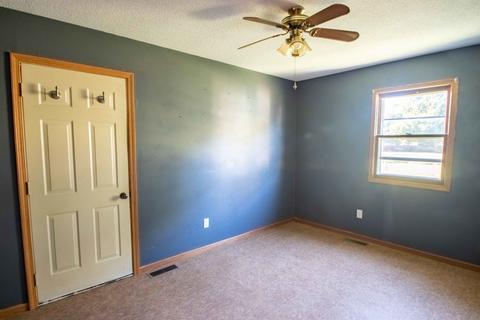 405 E 12th St, Georgetown, IL 61846 photo 6