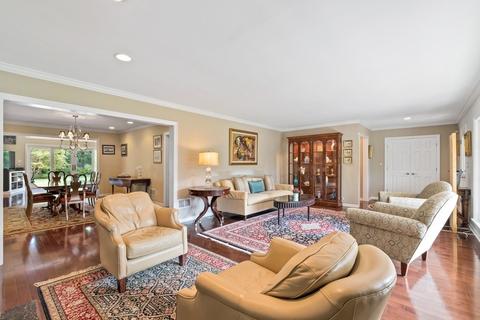 1020 Forestview Ln, Glenview, IL 60025 photo 4