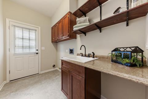 1404 Glencoe St, Wheaton, IL 60187 photo 16