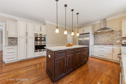 1404 Glencoe St, Wheaton, IL 60187 photo 10