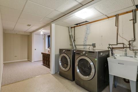44 Marina Dr, Des Plaines, IL 60016 photo 23