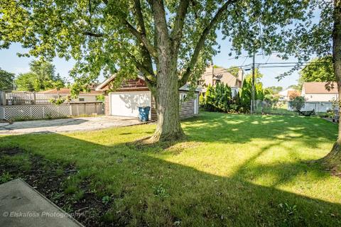 7206 Thomas Ave, Bridgeview, IL 60455 photo 9