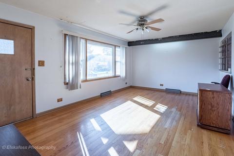 7206 Thomas Ave, Bridgeview, IL 60455 photo 2