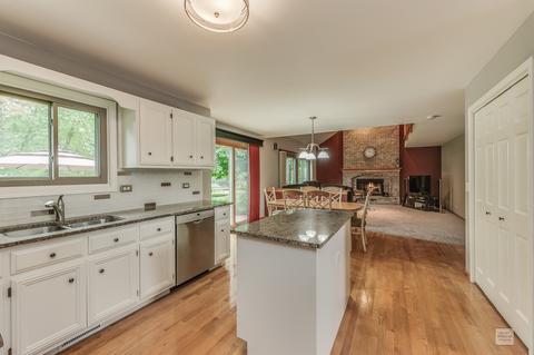 2308 Flat Rock Ct, Naperville, IL 60564 photo 12