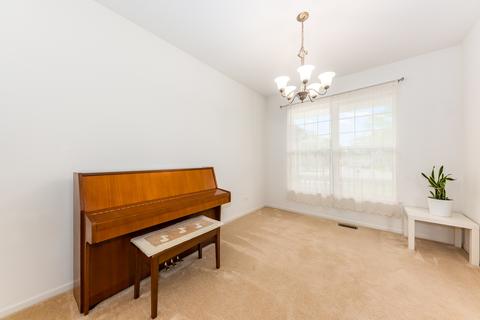 25238 Soldier Ct, Plainfield, IL 60544 photo 2